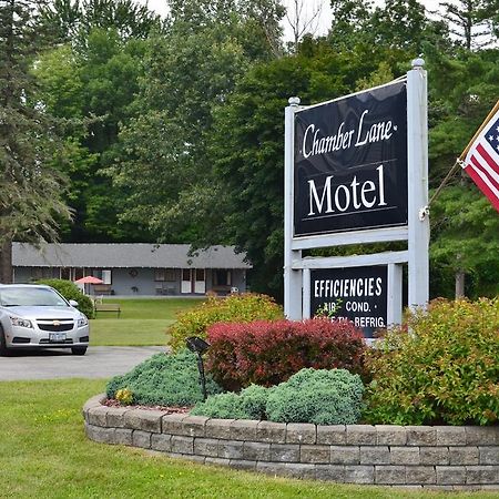 Chamber Lane Motel Round Lake Eksteriør billede